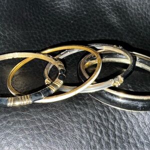 SeT of 4 Inlayed vINtage BAngle brACElets /including a Dotty Smith!